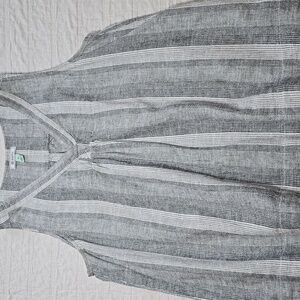 Susina Black and White Textured Fabric